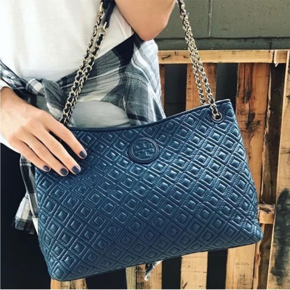 💯Tory Burch Marion Chain Slouchy Tote in Black - Picture 2 of 12